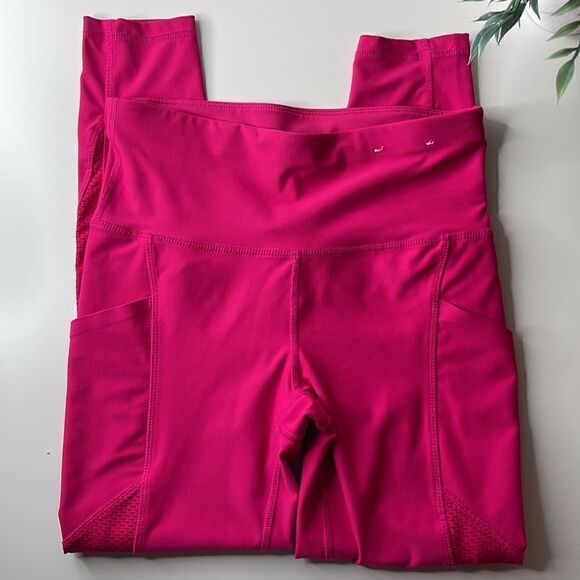 Xersion Ankle athletic Leggings.  Size Small.  Size 7/8.  Quick Dri. - Picture 2 of 5